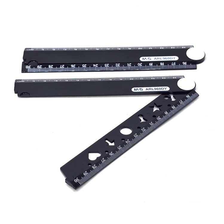 M&G Plastic Ruler 15-30cm