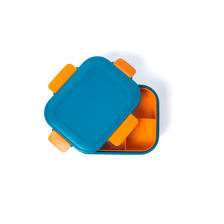 Colorful and practical lunch box 1.6 L.